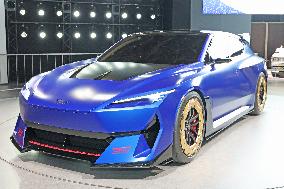 Subaru Performance-E STI Concept